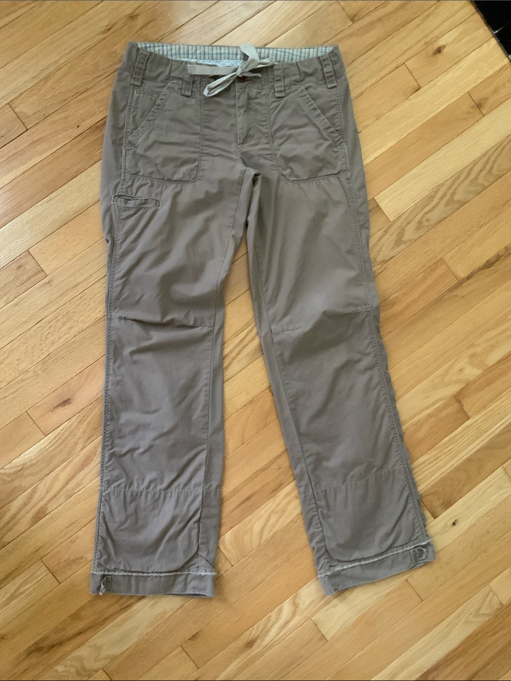 Straight-Leg Women's Pants in Taupe
